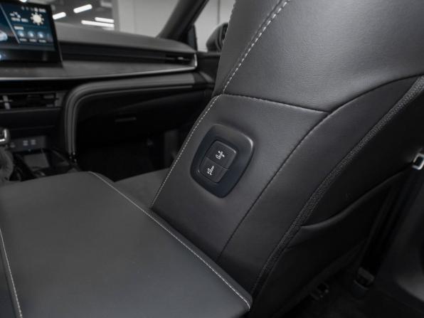 Toyota Camry IX (XV80) China Market с пробегом 2024 года, цена 4 100 000 рублей, 50 км, седан, Автокод Объявления