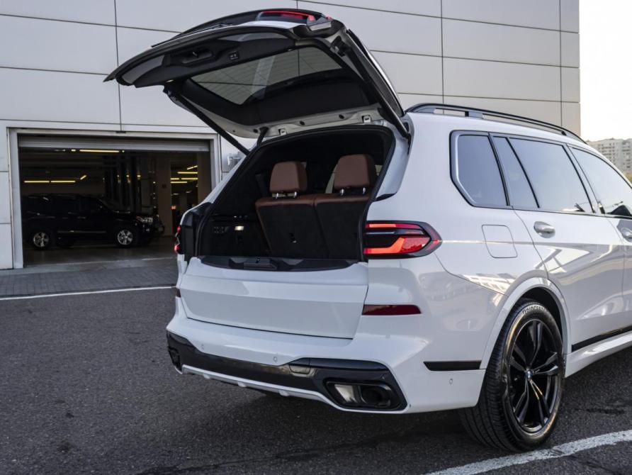 BMW X7 I (G07) Рестайлинг Москва  - изображение 23