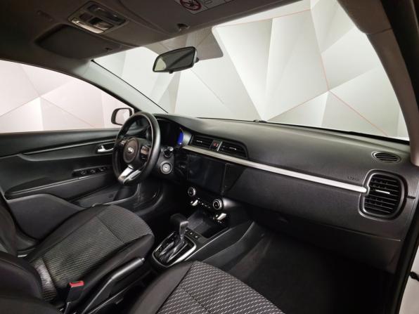 Kia Rio IV с пробегом 2018 года, цена 909 000 рублей, 226019 км, седан, Автокод Объявления