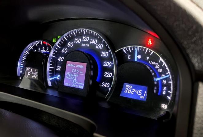 Toyota Camry VII (XV50) с пробегом 2012 года, цена 1 350 000 рублей, 382000 км, седан, Автокод Объявления