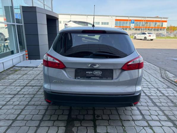 Ford Focus III с пробегом 2012 года, цена 893 000 рублей, 164612 км, универсал, Автокод Объявления