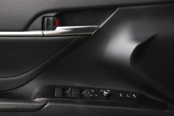 Toyota Camry VIII (XV70) Рестайлинг с пробегом 2021 года, цена 3 089 000 рублей, 137868 км, седан, Автокод Объявления