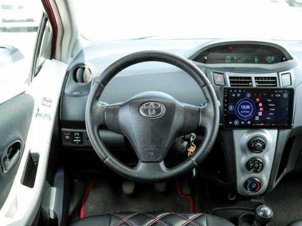 Toyota Yaris III с пробегом 2010 года, цена 549 000 рублей, 186822 км, хэтчбек, Автокод Объявления
