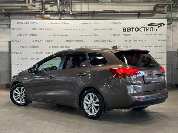Kia Ceed II Рестайлинг с пробегом 2017 года, цена 1 499 000 рублей, 67850 км, универсал, Автокод Объявления