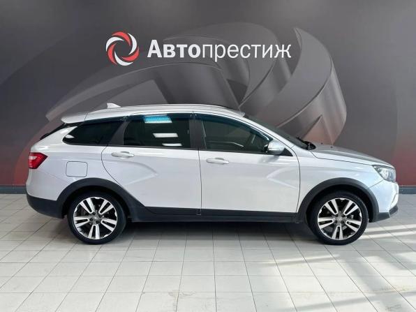 Lada (ВАЗ) Vesta I с пробегом 2019 года, цена 942 000 рублей, 104000 км, универсал, Автокод Объявления