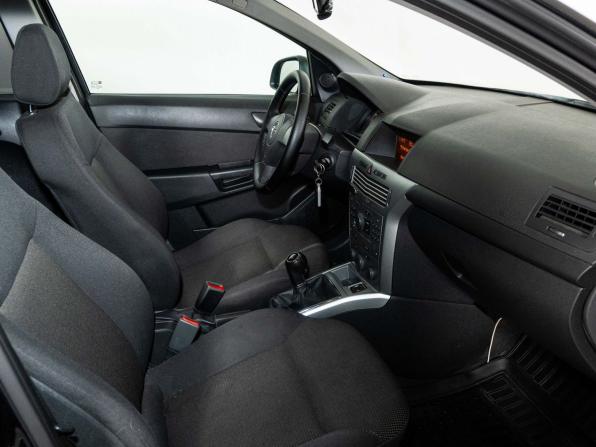 Opel Astra H Рестайлинг с пробегом 2013 года, цена 650 000 рублей, 195000 км, хэтчбек, Автокод Объявления