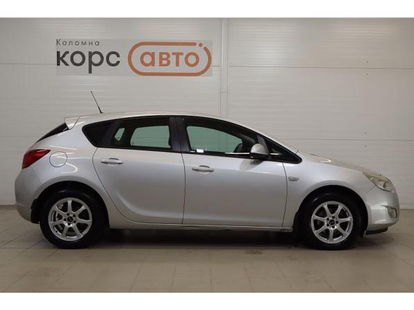 Opel Astra J с пробегом 2010 года, цена 678 000 рублей, 120046 км, хэтчбек, Автокод Объявления