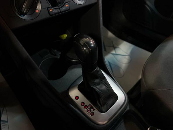 Volkswagen Polo V Рестайлинг с пробегом 2018 года, цена 1 099 000 рублей, 159751 км, седан, Автокод Объявления