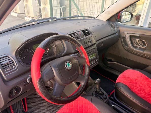 Skoda Fabia II Рестайлинг с пробегом 2012 года, цена 750 000 рублей, 189857 км, хэтчбек, Автокод Объявления