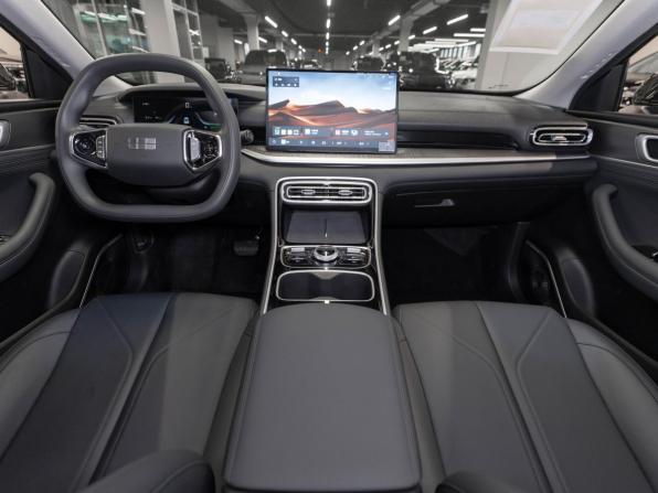 Geely Galaxy Starshine 6 с пробегом 2025 года, цена 2 700 000 рублей, 20 км, седан, Автокод Объявления