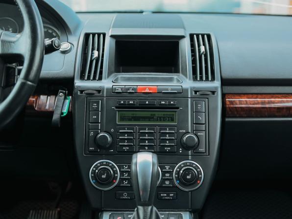 Land Rover Freelander II с пробегом 2008 года, цена 750 000 рублей, 415499 км, внедорожник, Автокод Объявления