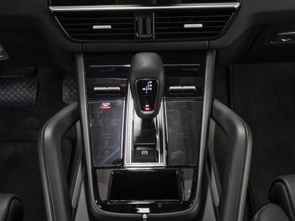 Porsche Cayenne III с пробегом 2021 года, цена 9 798 000 рублей, 36308 км, внедорожник, Автокод Объявления