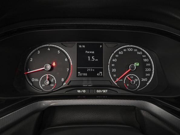 Volkswagen Polo VI с пробегом 2021 года, цена 1 450 111 рублей, 237193 км, лифтбек, Автокод Объявления
