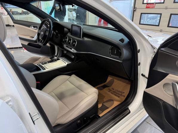 Kia Stinger I с пробегом 2018 года, цена 2 515 000 рублей, 78162 км, лифтбек, Автокод Объявления