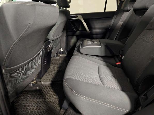 Toyota Land Cruiser Prado 150 Series Рестайлинг 1 с пробегом 2016 года, цена 3 700 000 рублей, 113057 км, внедорожник, Автокод Объявления