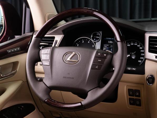Lexus LX III Рестайлинг с пробегом 2014 года, цена 4 199 000 рублей, 462867 км, внедорожник, Автокод Объявления
