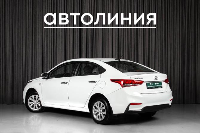 Hyundai Solaris II с пробегом 2019 года, цена 988 000 рублей, 97000 км, седан, Автокод Объявления