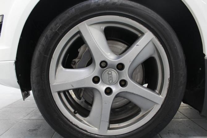 Audi Q7 I (4L) Рестайлинг с пробегом 2011 года, цена 1 679 000 рублей, 248618 км, внедорожник, Автокод Объявления