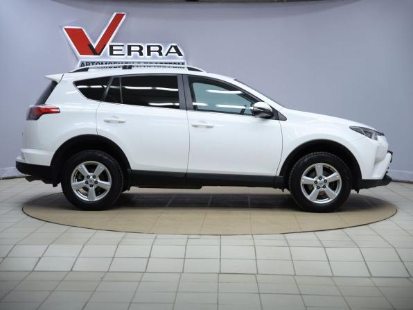 Toyota RAV4 IV (XA40) Рестайлинг с пробегом 2017 года, цена 2 270 000 рублей, 199907 км, внедорожник, Автокод Объявления
