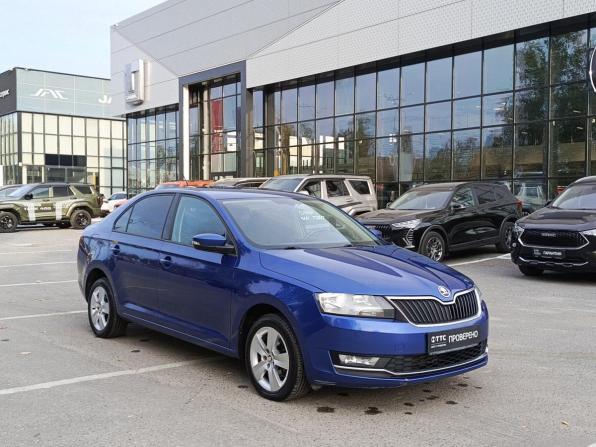 Skoda Rapid I Рестайлинг с пробегом 2019 года, цена 1 036 000 рублей, 196723 км, лифтбек, Автокод Объявления