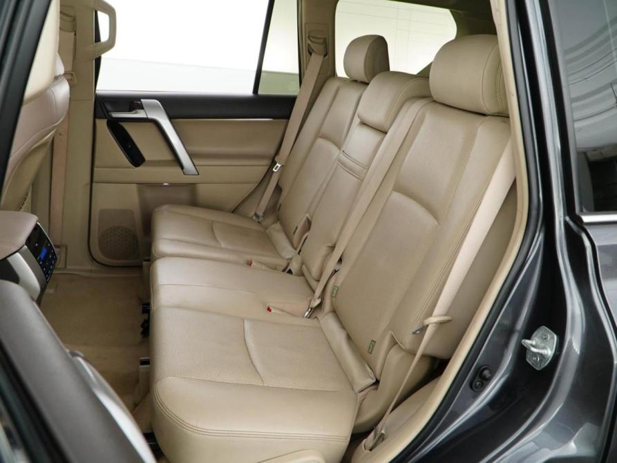 Toyota Land Cruiser Prado 150 Series Рестайлинг 2 Москва  - изображение 9