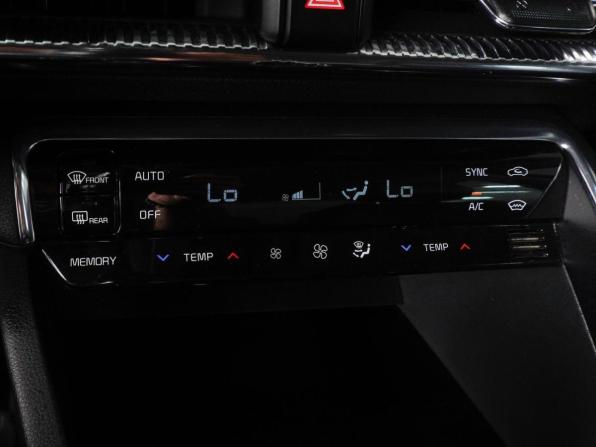 Kia K5 III с пробегом 2022 года, цена 2 260 000 рублей, 120479 км, седан, Автокод Объявления