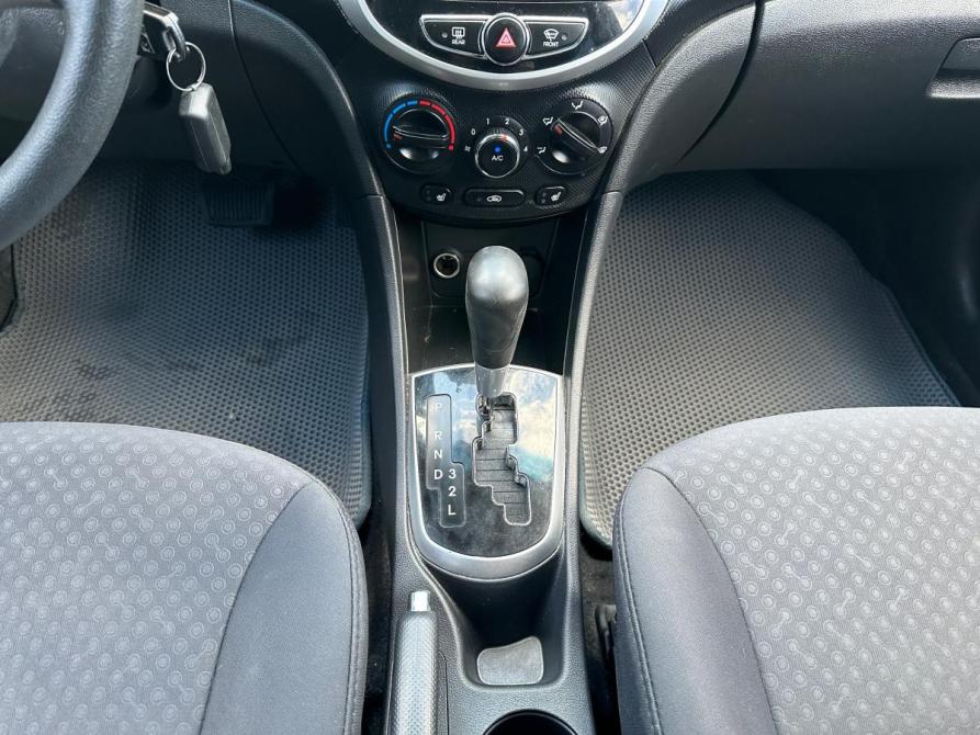 Hyundai Solaris I Екатеринбург  - изображение 11
