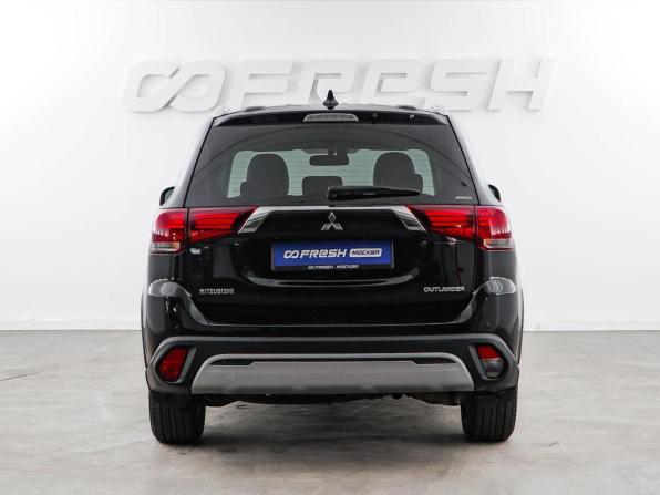 Mitsubishi Outlander III Рестайлинг 3 с пробегом 2019 года, цена 1 964 055 рублей, 144337 км, внедорожник, Автокод Объявления