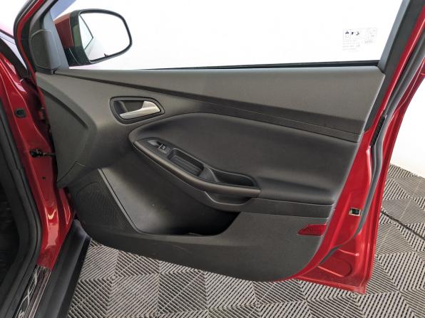 Ford Focus III Рестайлинг с пробегом 2016 года, цена 1 150 000 рублей, 67291 км, хэтчбек, Автокод Объявления