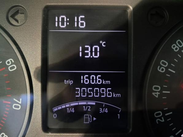 Skoda Rapid I с пробегом 2014 года, цена 400 000 рублей, 305096 км, лифтбек, Автокод Объявления