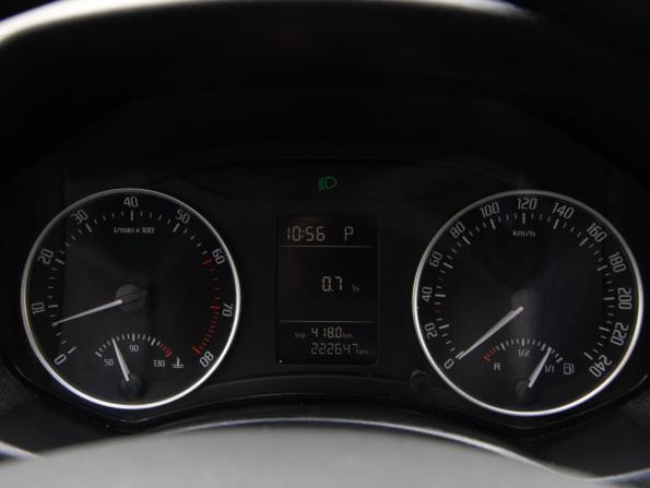 Skoda Octavia II (A5) Рестайлинг с пробегом 2011 года, цена 648 000 рублей, 222646 км, лифтбек, Автокод Объявления
