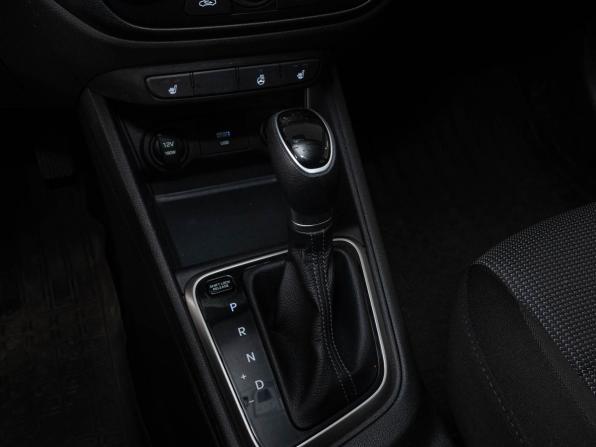 Hyundai Solaris II Рестайлинг с пробегом 2020 года, цена 1 604 000 рублей, 67000 км, седан, Автокод Объявления