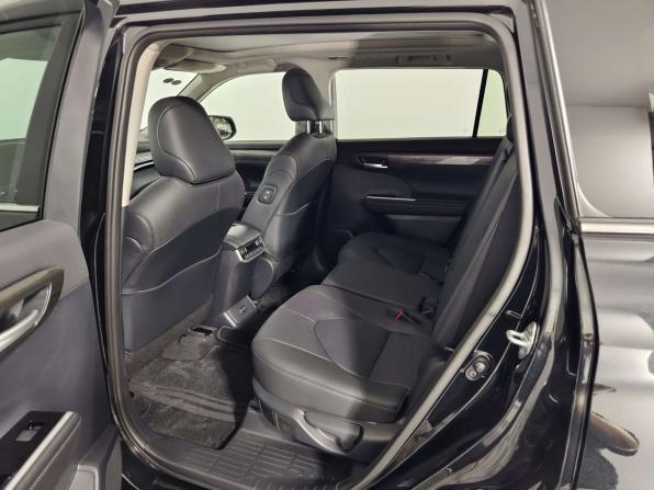 Toyota Highlander IV (XU70) с пробегом 2026 года, цена 5 890 000 рублей, 35 км, внедорожник, Автокод Объявления