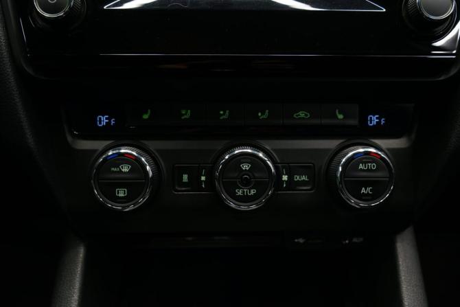 Skoda Octavia III (A7) с пробегом 2014 года, цена 1 788 000 рублей, 160000 км, лифтбек, Автокод Объявления