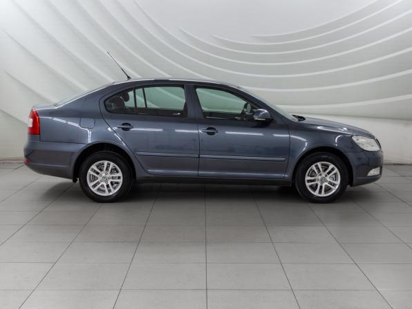 Skoda Octavia II (A5) Рестайлинг с пробегом 2009 года, цена 828 000 рублей, 167244 км, лифтбек, Автокод Объявления