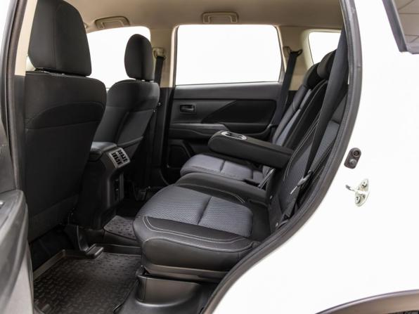 Mitsubishi Outlander III Рестайлинг 3 с пробегом 2021 года, цена 2 398 000 рублей, 88509 км, внедорожник, Автокод Объявления