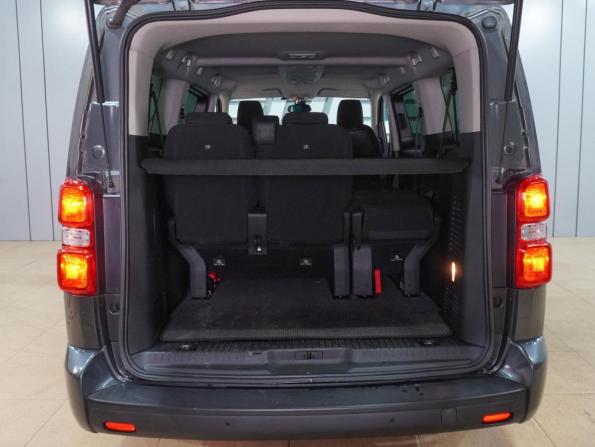 Peugeot Traveller I с пробегом 2018 года, цена 2 749 000 рублей, 157502 км, минивэн, Автокод Объявления