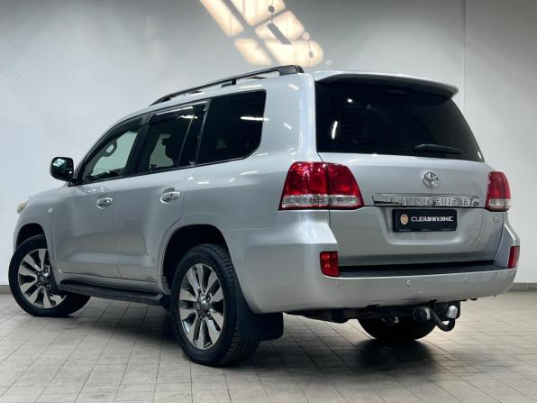 Toyota Land Cruiser 200 Series с пробегом 2008 года, цена 2 830 000 рублей, 282874 км, внедорожник, Автокод Объявления