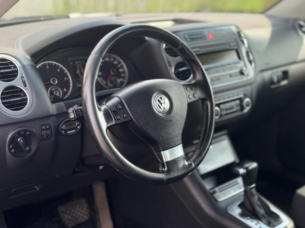 Volkswagen Tiguan I с пробегом 2010 года, цена 1 219 000 рублей, 206565 км, внедорожник, Автокод Объявления