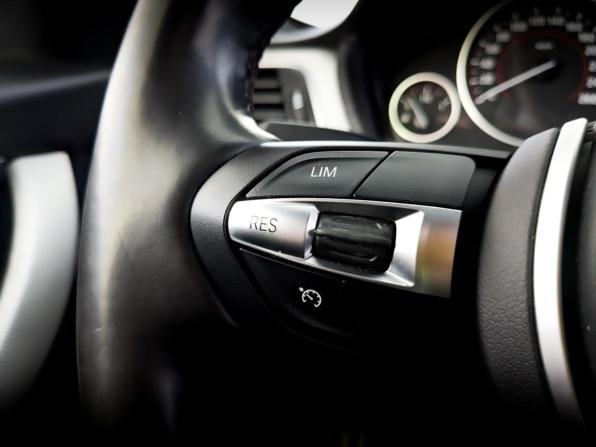 BMW 3 серии VI (F3x) Рестайлинг с пробегом 2018 года, цена 2 500 000 рублей, 169000 км, седан, Автокод Объявления