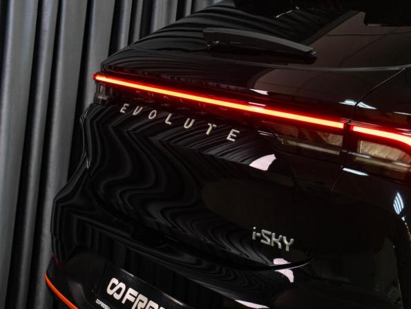 Evolute i-SKY с пробегом 2023 года, цена 2 515 000 рублей, 13185 км, внедорожник, Автокод Объявления