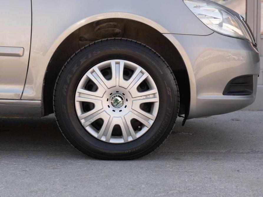 Skoda Octavia II (A5) Рестайлинг Новосибирск  - изображение 9