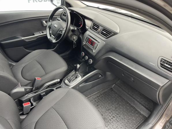 Kia Rio III Рестайлинг с пробегом 2017 года, цена 1 045 000 рублей, 191102 км, седан, Автокод Объявления
