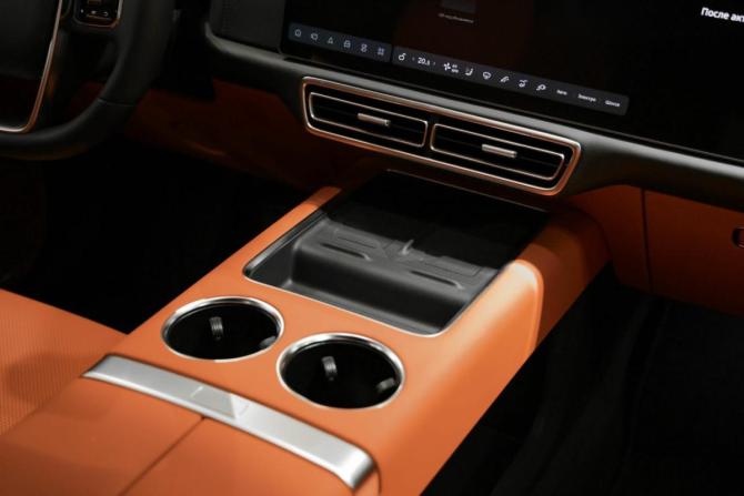Новый Li Auto (Lixiang) L9 I Рестайлинг 2025 года, цена 11 990 000 рублей, внедорожник, Автокод Объявления