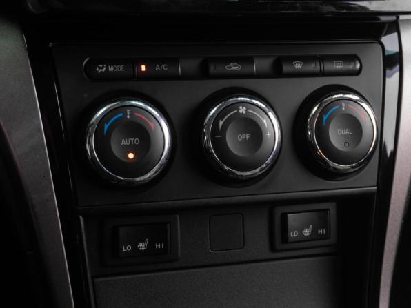 Mazda 6 II (GH) Рестайлинг с пробегом 2011 года, цена 999 000 рублей, 223809 км, лифтбек, Автокод Объявления