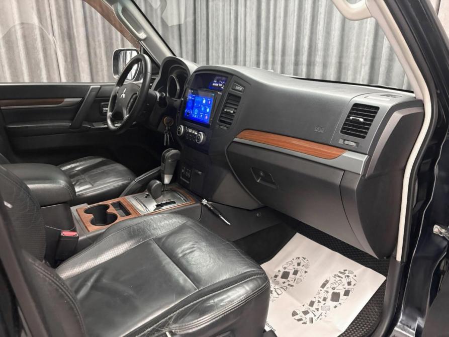 Mitsubishi Pajero IV Красноярск  - изображение 11