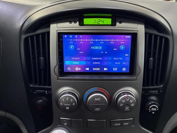 Hyundai H-1 II с пробегом 2013 года, цена 1 870 000 рублей, 207000 км, минивэн, Автокод Объявления