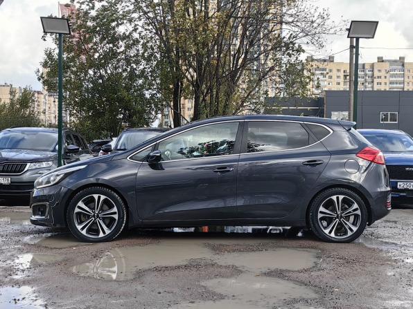 Kia Ceed II Рестайлинг с пробегом 2016 года, цена 1 019 000 рублей, 220000 км, хэтчбек, Автокод Объявления
