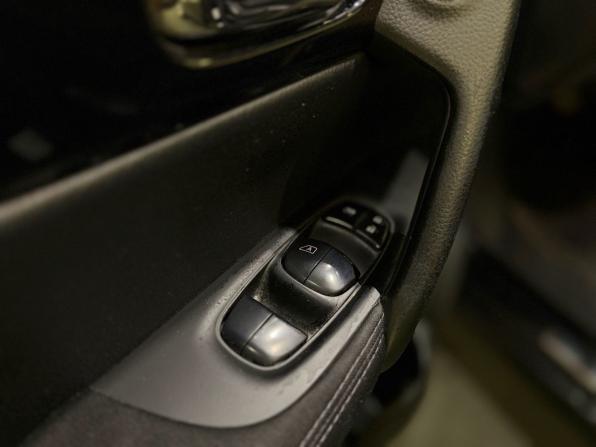 Nissan Qashqai II с пробегом 2015 года, цена 1 399 000 рублей, 155307 км, внедорожник, Автокод Объявления