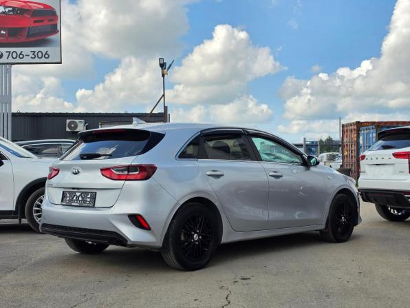 Kia Ceed III с пробегом 2018 года, цена 1 350 000 рублей, 99000 км, хэтчбек, Автокод Объявления